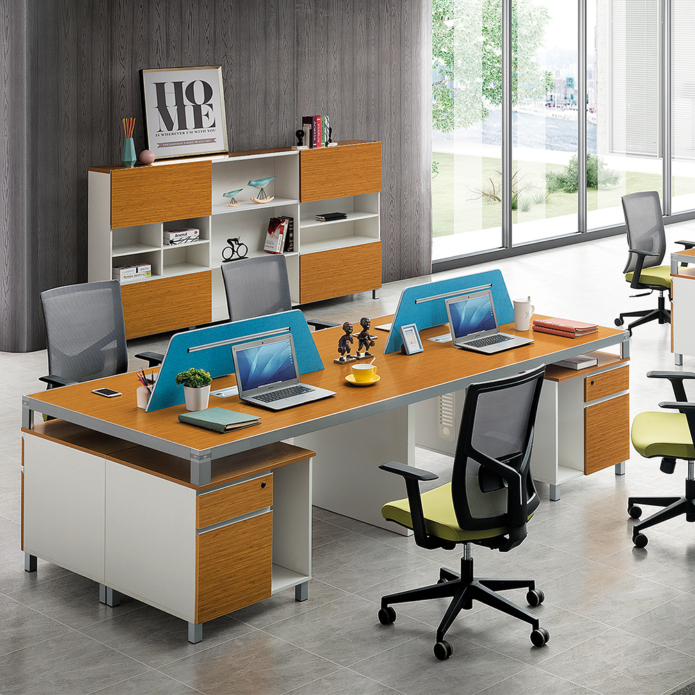 Estación de trabajo de oficina moderna con forma de línea de Bambú con host de computadora|Para 4 personas|Cuatro asientos