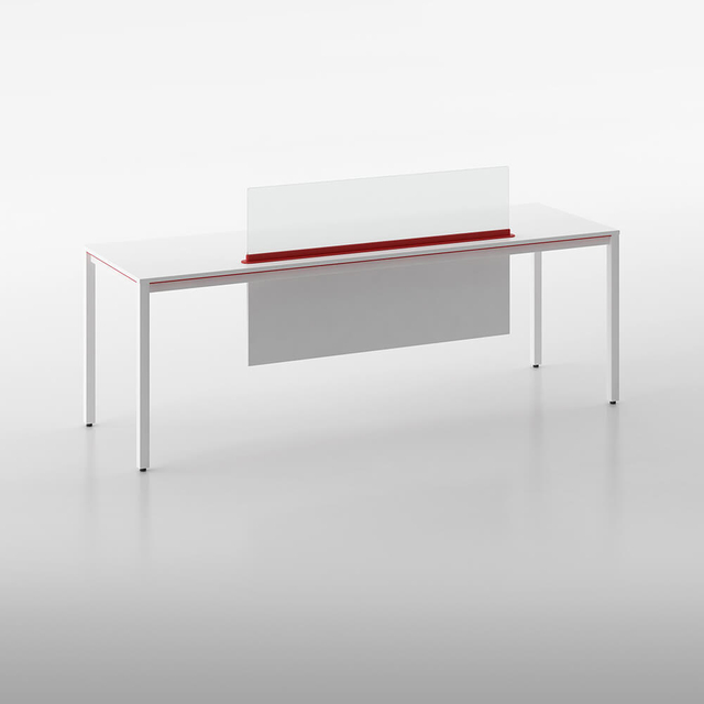 Estaciones de trabajo modernas de oficina abierta